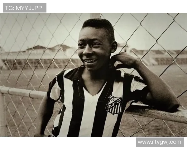 世界足坛身披三号球衣的传奇球星谁最具影响力