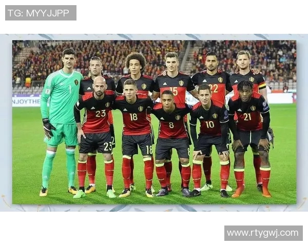 足球明星C的非凡历程与荣耀时刻回顾 解析其职业生涯的辉煌与挑战